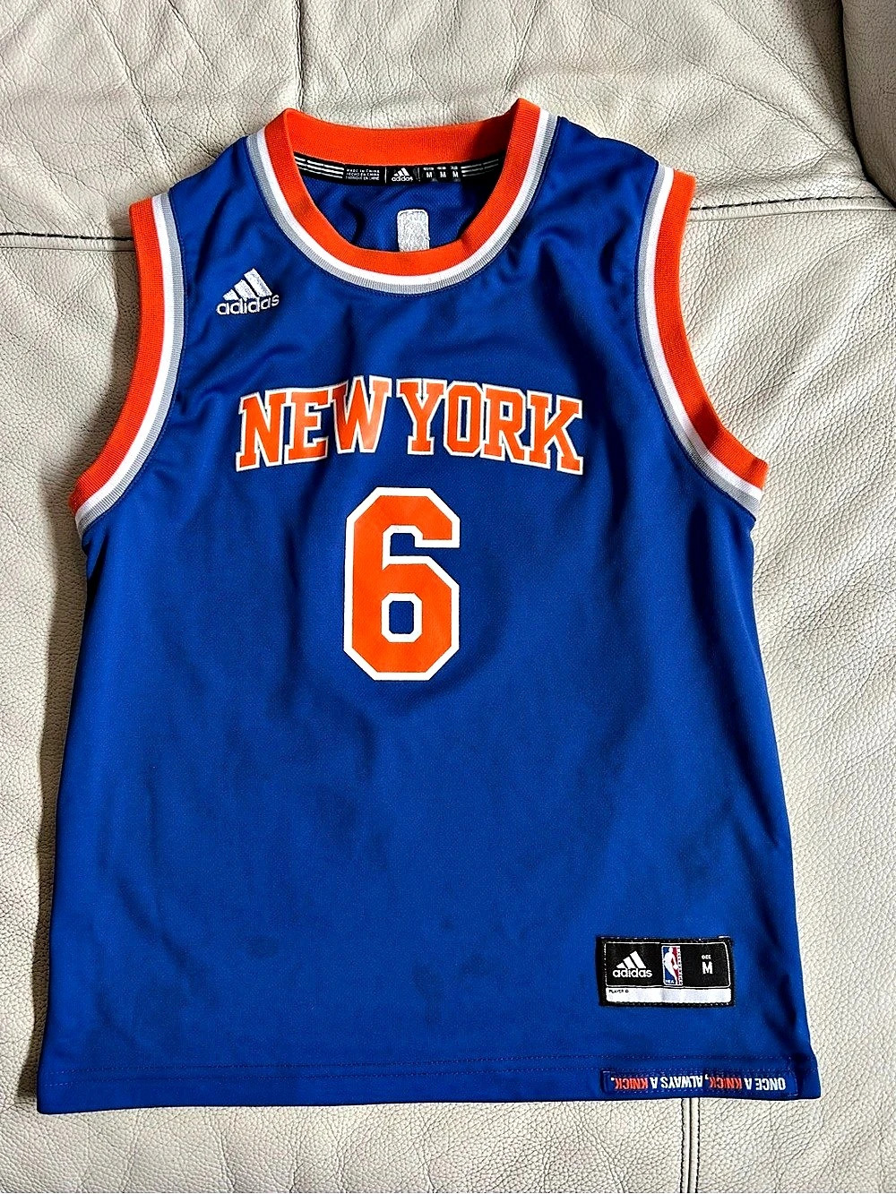 Kids Adidas Kristaps Porzingis New York Knicks #6 Jersey, Medium